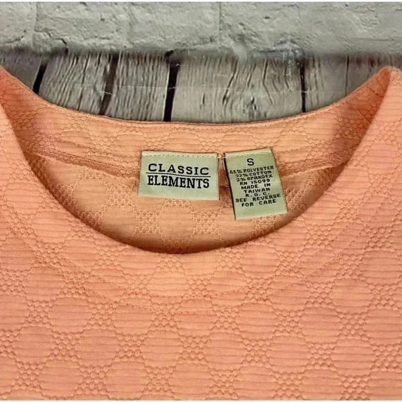 Classic Elements Women's Soft Orange Top Shirt Size Small Short Sleeve - Picture 10 of 11